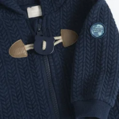 Cardigan con alamari e cappuccio