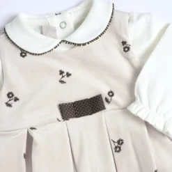 Completo abito smanicato con maglietta