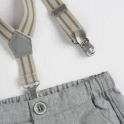 Completo camicia manica corta e pantaloni corti