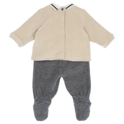 Completo maglia e pantaloni con piedini