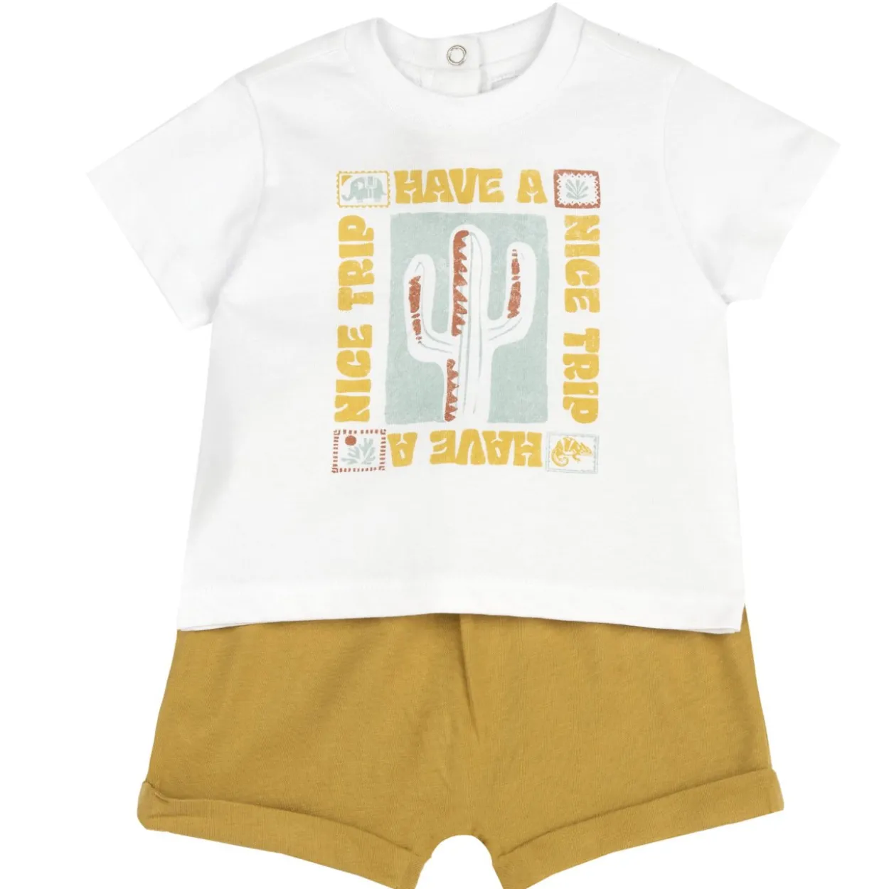 Completo maglietta con pantaloni corti