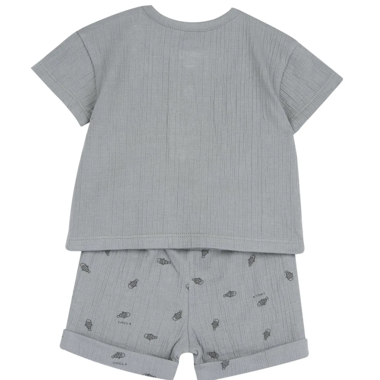 Completo maglietta e pantaloni corti