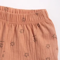 Completo maglietta e pantaloni corti
