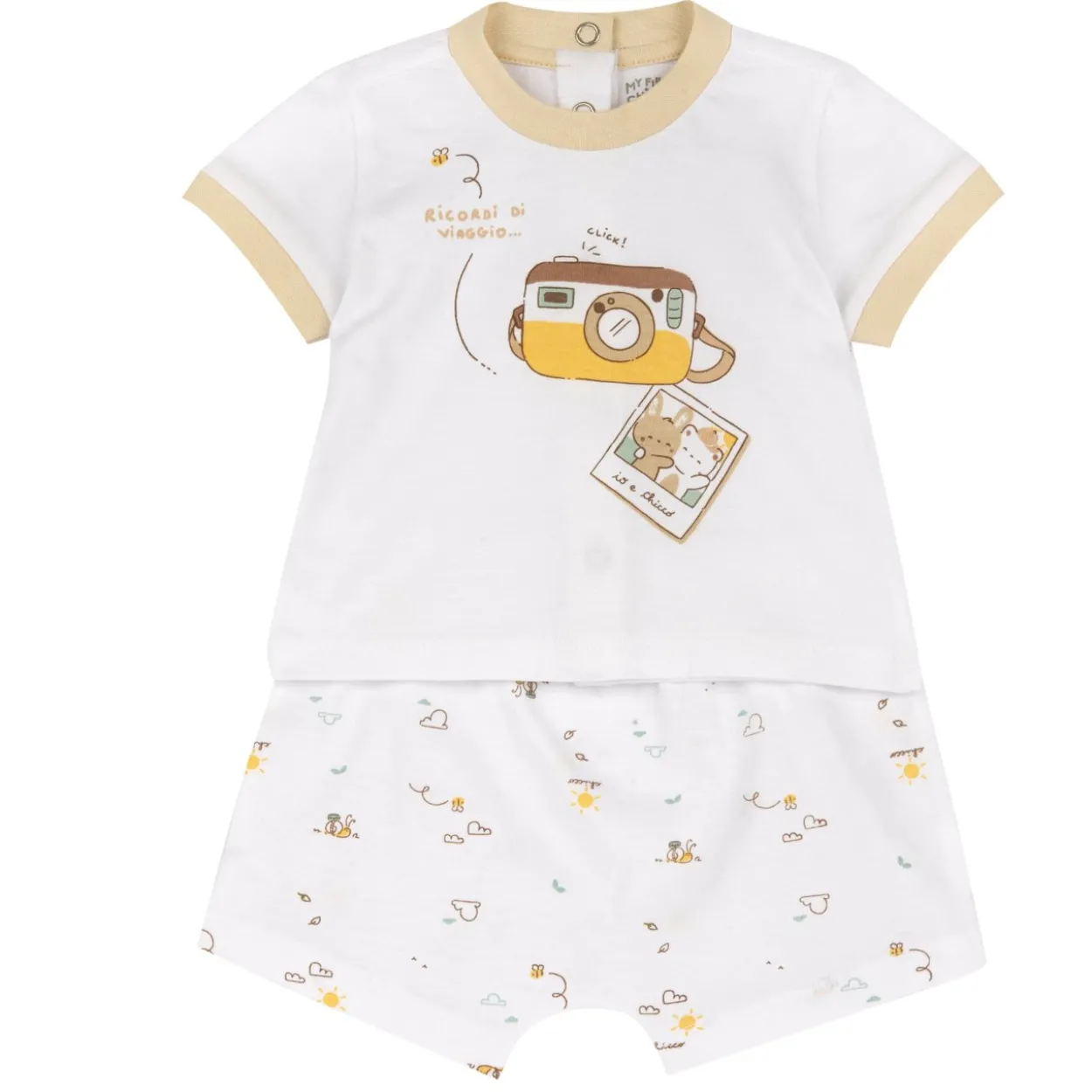 Completo maglietta e pantaloni corti