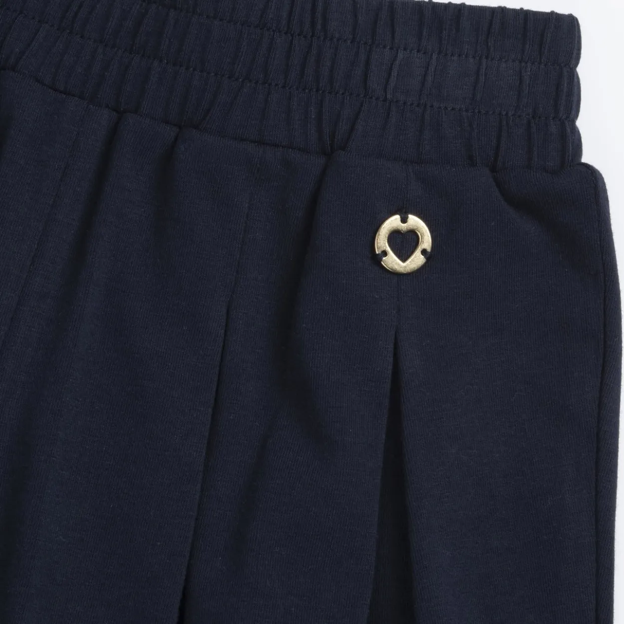 Completo maglietta manica corta con pantaloni corti