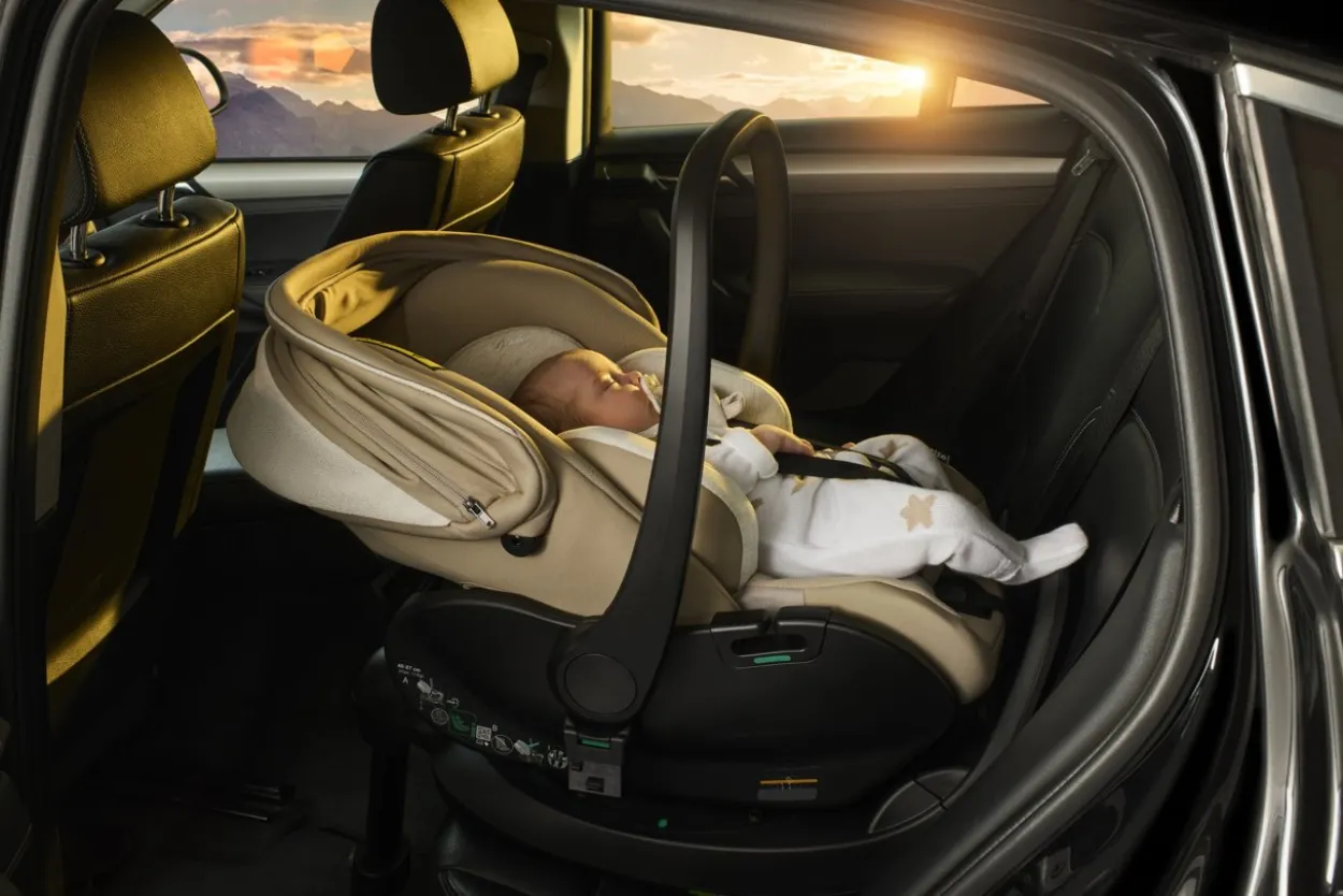 Duo One4Ever Lounge con First-Seat Recline