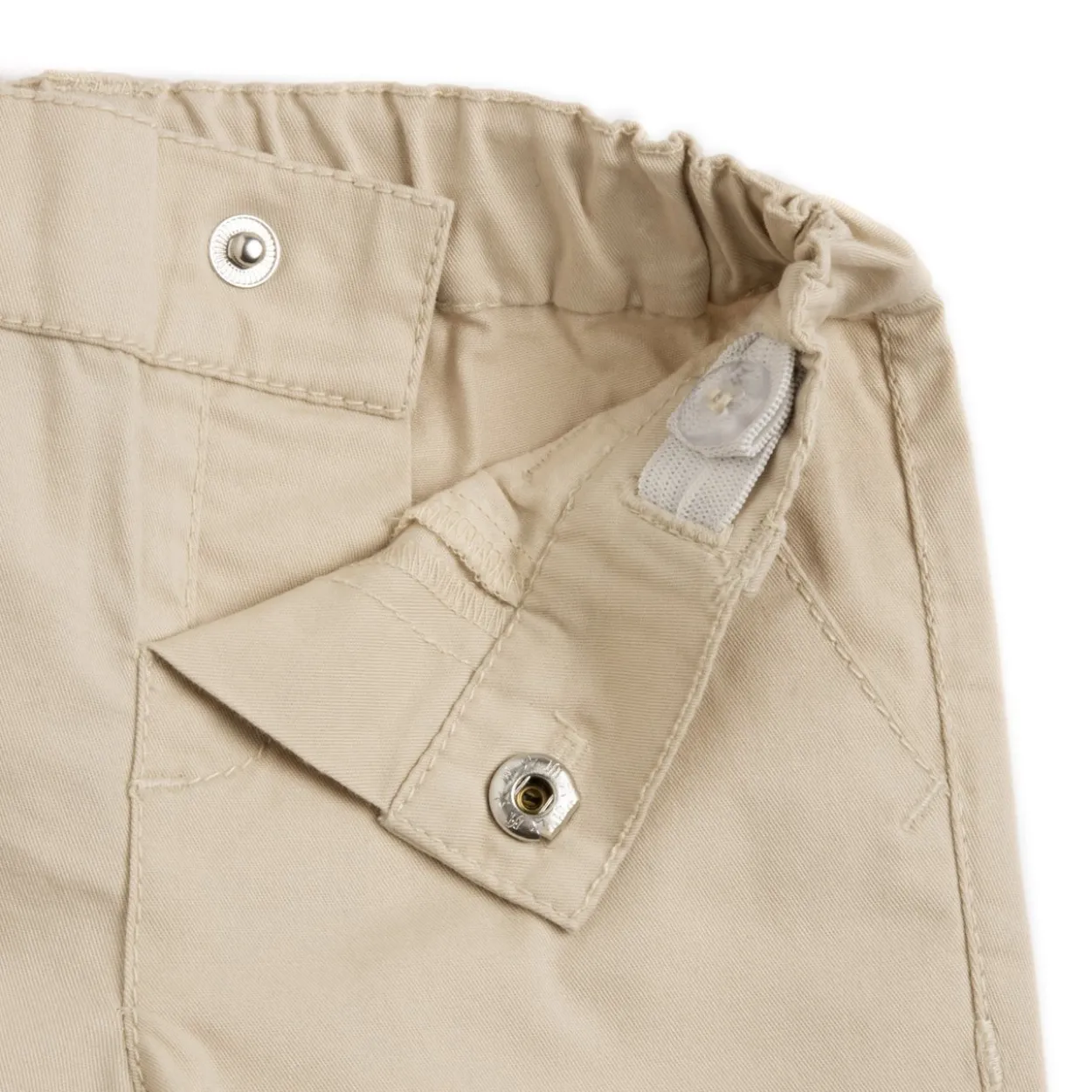 Pantaloni corti