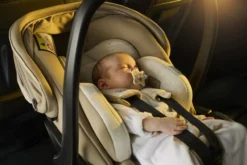 Seggiolino Auto First-Seat Recline 2 i-Size (40-87 cm)
